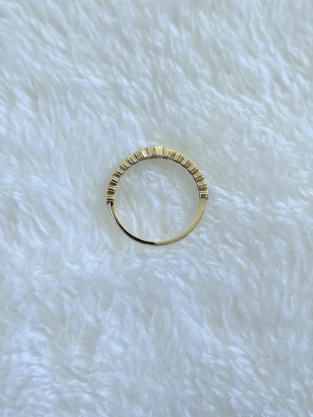 Dainty 14K Gold💛 Ring💍 with Fifteen Graduated Lab🧪 Created Diamonds💎 - Picture 8 of 16